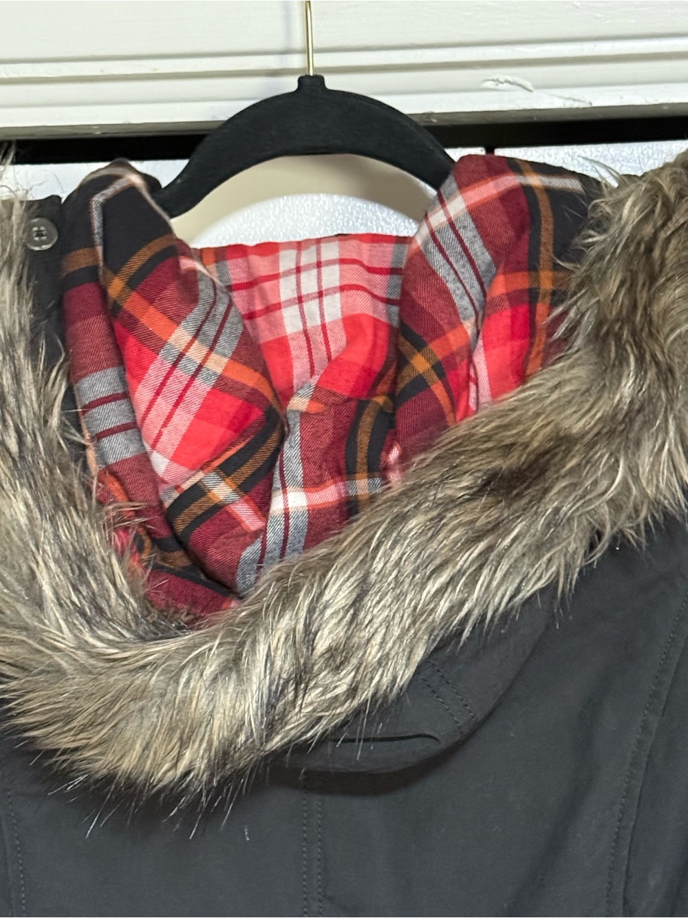 Mossimo Supply Co Black Faux Fur Hood Plaid Lined Utility Bomber Jacket Medium - Picture 8 of 14